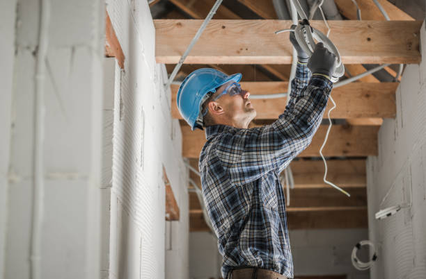 Best Licensed Electrician  in King, WI